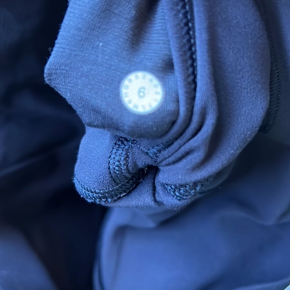 Lululemon align leggings 21” - Picture 3 of 3